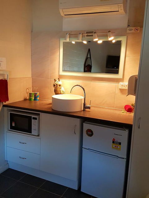 Bidgee Motor Inn - Accommodation Fremantle 3