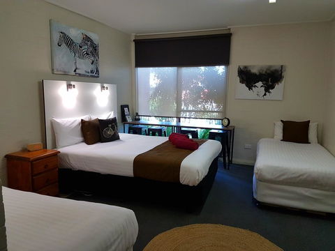 Bidgee Motor Inn - Accommodation Fremantle 2