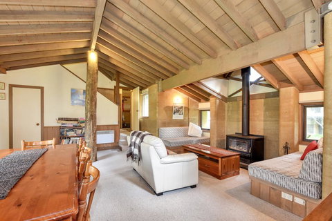 Bidgee Widgee - Accommodation Fremantle 3