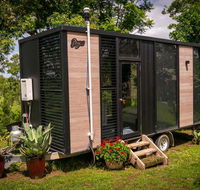 Big Tiny Paz Seven Hills Tiny House Tallarook - Accommodation Fremantle