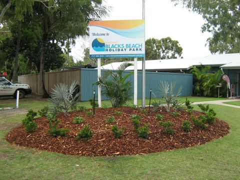 BIG4 Mackay Blacks Beach Holiday Park - Accommodation Fremantle 0