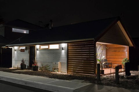 Bird In Hand Cottage, Port Noarlunga - Accommodation Fremantle 3