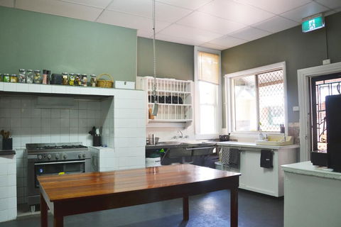 Black Diamond Lodge - Accommodation Fremantle 1