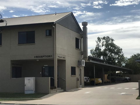 Blackwater Central Motel - Accommodation Fremantle 2