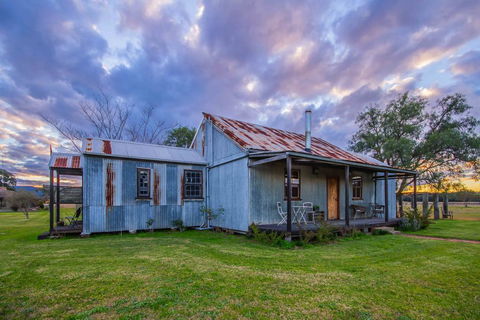 Blaxland's Cottage - Accommodation Fremantle 0