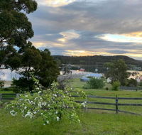 Blossoms on the Bay - Nubeena - Accommodation Fremantle