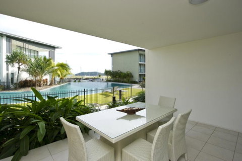 Blue On Blue Apartment 812 - Accommodation Fremantle 3