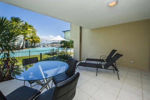 Blue On Blue Apartment 813 - Accommodation Fremantle 0