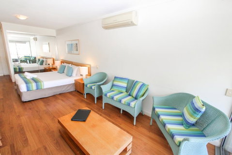 Blue On Blue Studio Room 1222 - Accommodation Fremantle 1