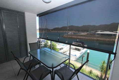 Blue On Blue Superior Studio Room 1221 - Accommodation Fremantle 2
