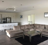 Blue Sky Apartment - Accommodation Fremantle