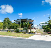 Blue Water Retreat - Upstairs  Downstairs - Accommodation Fremantle
