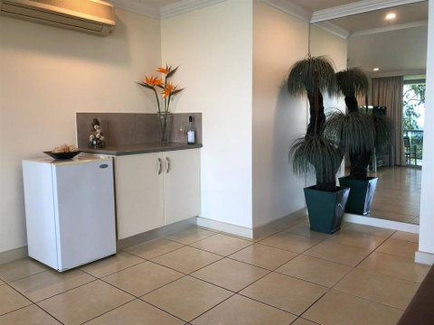 Blue Water Views Apartments - Accommodation Fremantle 1