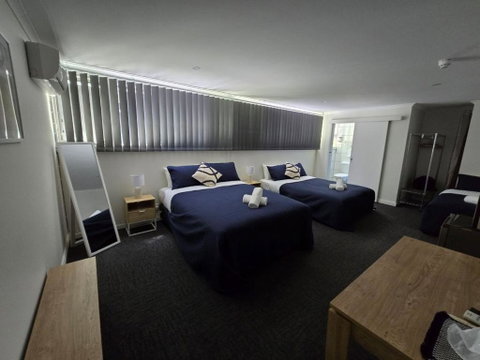 Warners Bay Hotel - Accommodation Fremantle 3