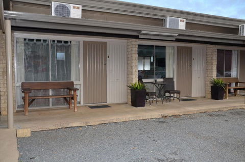 Warwick Motor Inn - Accommodation Fremantle 2