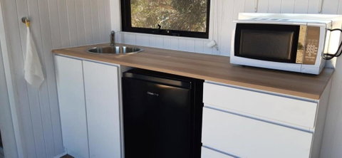 Willalooka Retreat By Tiny Away - Accommodation Fremantle 3