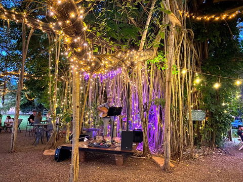 Banyan Tree - Accommodation Fremantle 1