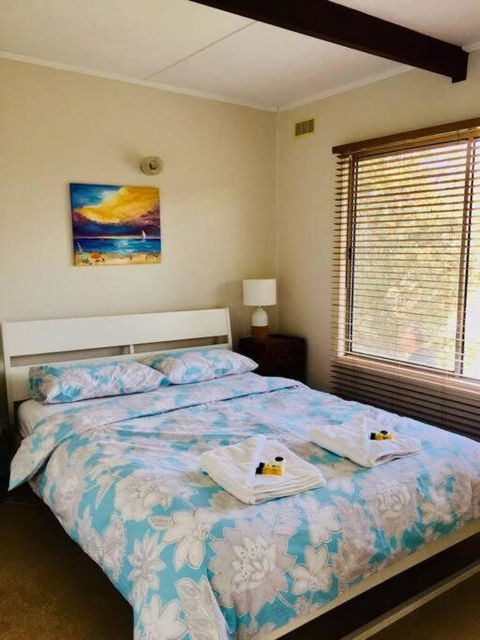 YOLO- Beach-house Views, Near Penguins, Nbn! - Accommodation Fremantle 2