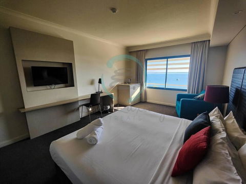ZEN88 ESPLANADE: Hotel Suite W/ Ocean/Sunset Views - Accommodation Fremantle 0
