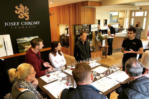 Tamar Valley Wine And Gin Tour With Lunch - Accommodation Fremantle 0