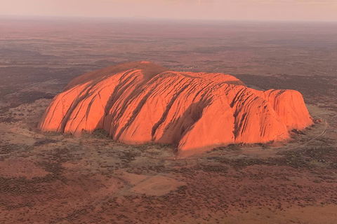 Scenic Flight: Uluru & Kata Tjuta - Accommodation Fremantle 2
