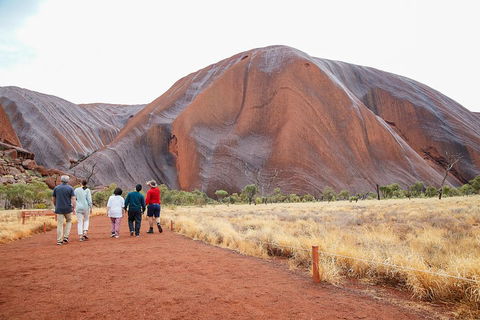 Ayers Rock Combo: Uluru Base And Sunset Plus Uluru Sunrise And Kata Tjuta With An Optional BBQ Dinner Or Kings Canyon Day Trip - Accommodation Fremantle 3