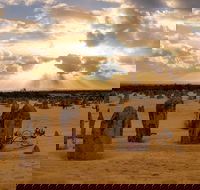 Pinnacle Desert Sunset and Night-time Stargazing Tour from Perth - Accommodation Fremantle
