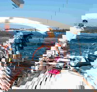 Sydney Harbour Luxury Sailing Trip including Lunch - Accommodation Fremantle