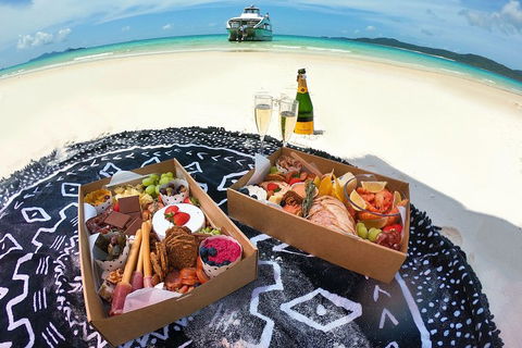 Reef & Whitehaven Landing - Accommodation Fremantle 2