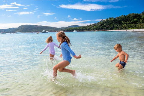 Whitehaven Beach And Daydream Island Cruise - Accommodation Fremantle 3
