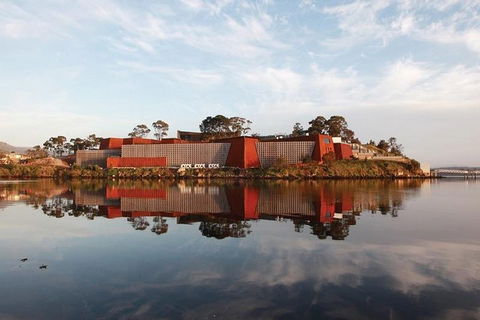 Hobart City Sightseeing Tour Including MONA Admission - Accommodation Fremantle 2