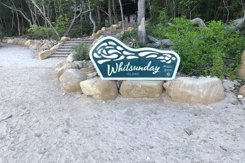 2 Night Small Group Whitsundays Sailing Adventure Aboard Mandrake - Accommodation Fremantle 1