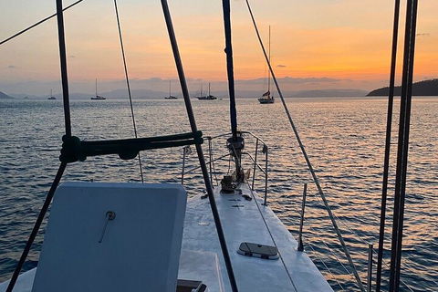 2 Night Small Group Whitsundays Sailing Adventure Aboard Mandrake - Accommodation Fremantle 2