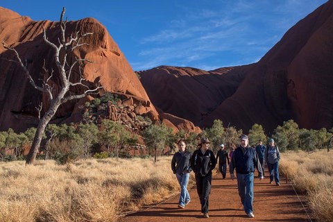 Highlights Of Uluru Including Sunrise And Breakfast - Accommodation Fremantle 3