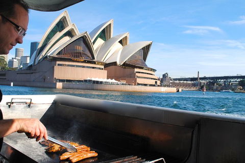 Sydney Whale-Watching Cruise Including Lunch Or Breakfast - Accommodation Fremantle 3