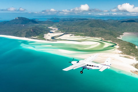 Scenic Flight - Great Barrier Reef, Heart Reef, Whitehaven Beach & Hill Inlet! - Accommodation Fremantle 5