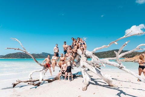 4 Day & 3 Night Whitsunday Islands & Outer Reef Sailing Adventure On Condor - Accommodation Fremantle 0