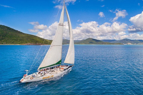 2-Night Whitsundays Sailing Cruise Incl. Whitehaven Beach & Great Barrier Reef - Accommodation Fremantle 3