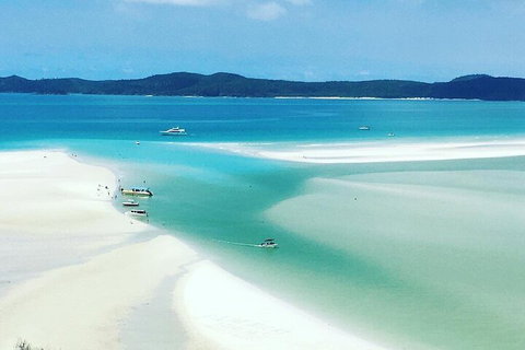 2-Night Whitsundays Sailing Cruise Incl. Whitehaven Beach & Great Barrier Reef - Accommodation Fremantle 5